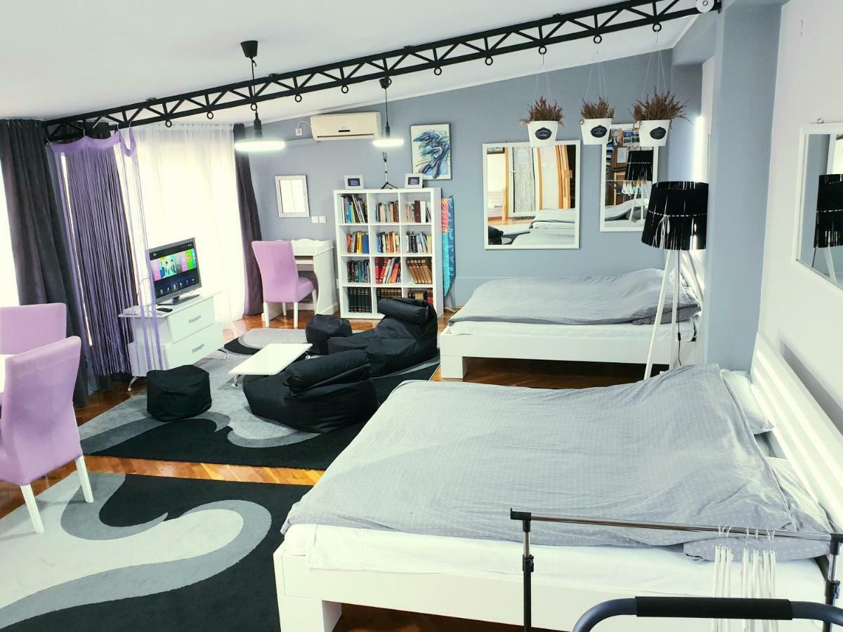 Cosy Novi Sad Loft, Self Check-In Lägenhet Exteriör bild